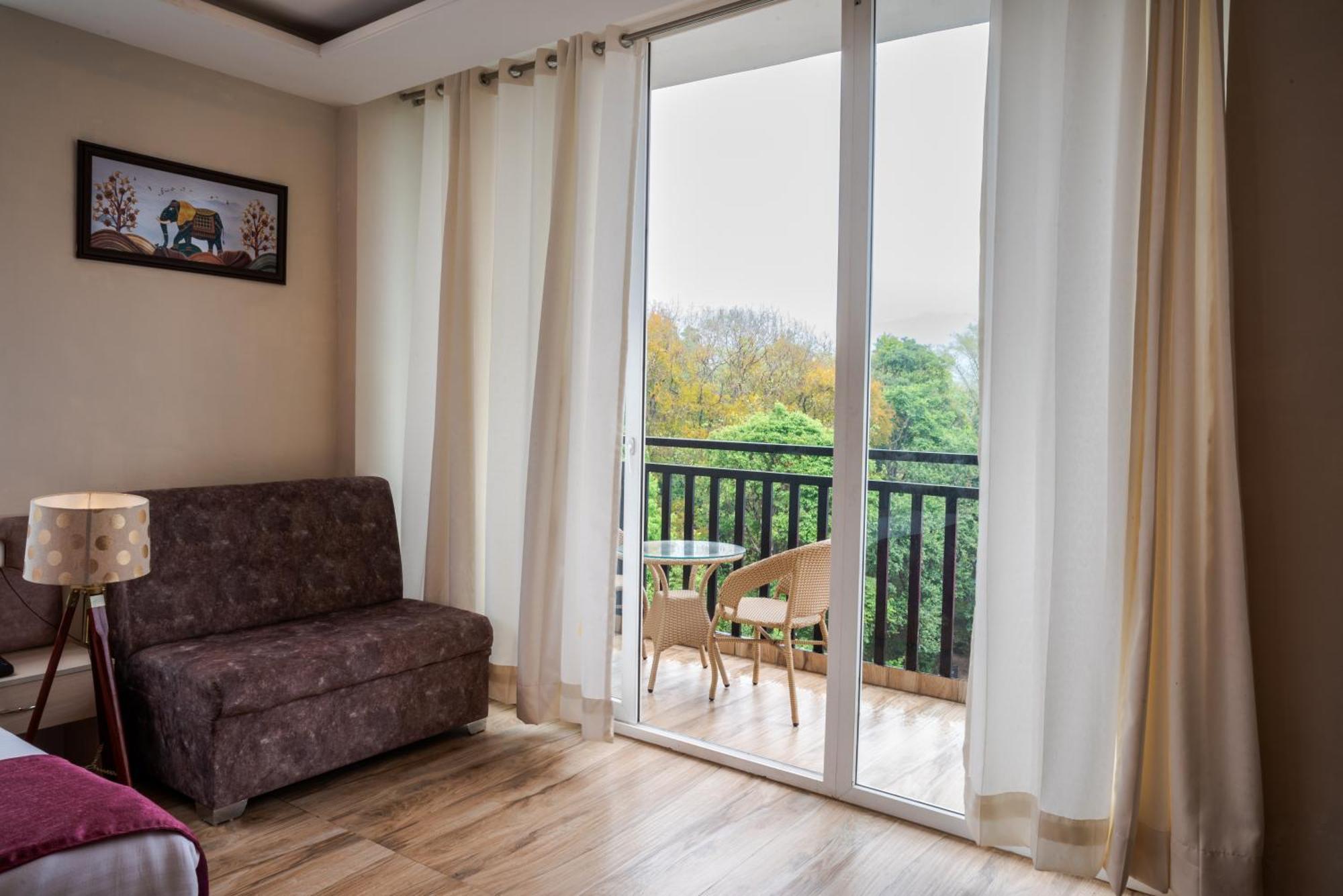 Hotel Sagar Residency - Best Mountain View Hotel In Pālampur Eksteriør billede